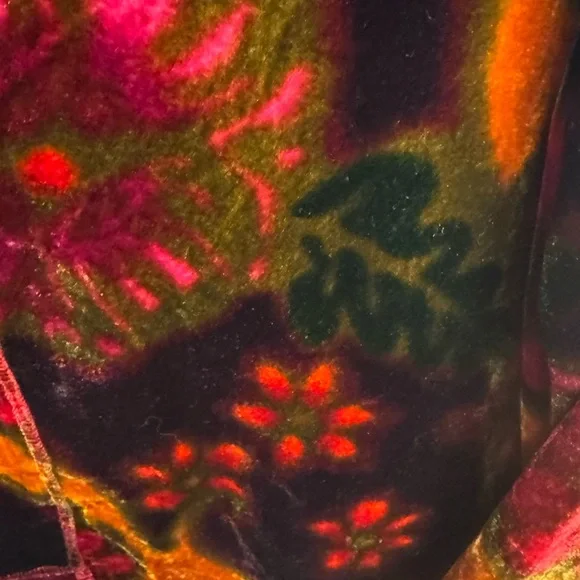 Coldwater Creek Women's Velvet Bomber Jacket - Red and Green - Picture 8 of 10